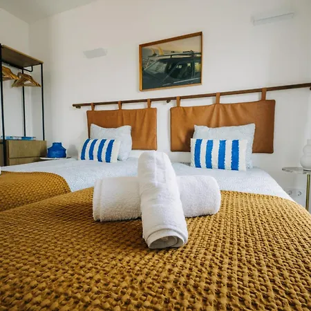 Octopus House 2 Bedroom Apartment Costa da Caparica