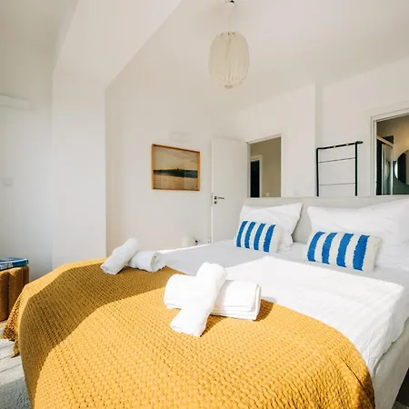 Octopus House 2 Bedroom Apartment