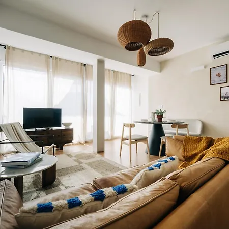 Octopus House 2 Bedroom * Costa da Caparica